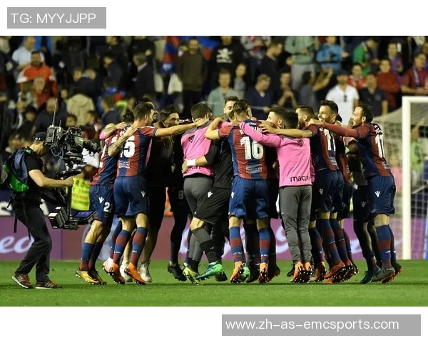 12月17日莱万特与巴塞罗那精彩对决回放全程回顾与分析